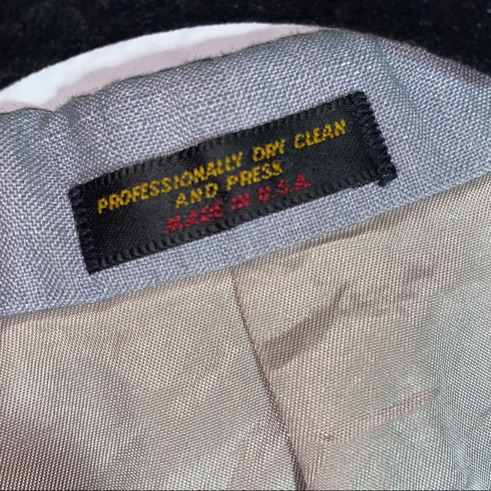 Grey Professional One-Button Jacket. - image 4